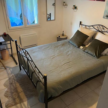 Chambre Zen Saint-Medard-de-Guizieres Kültér fotó